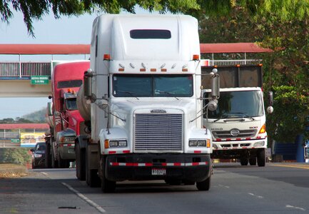 Panama truck transport