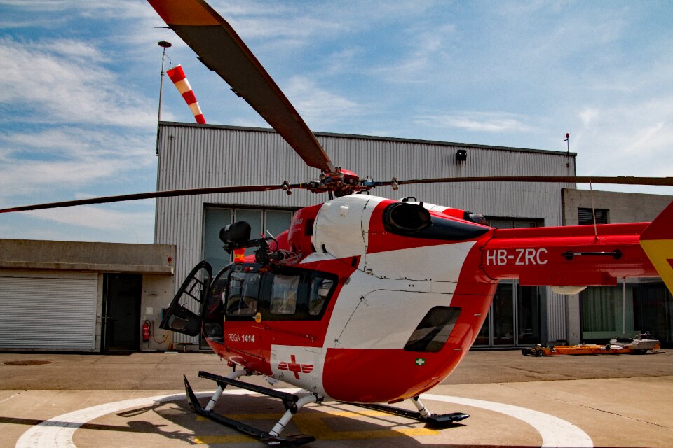 Helicopter red close