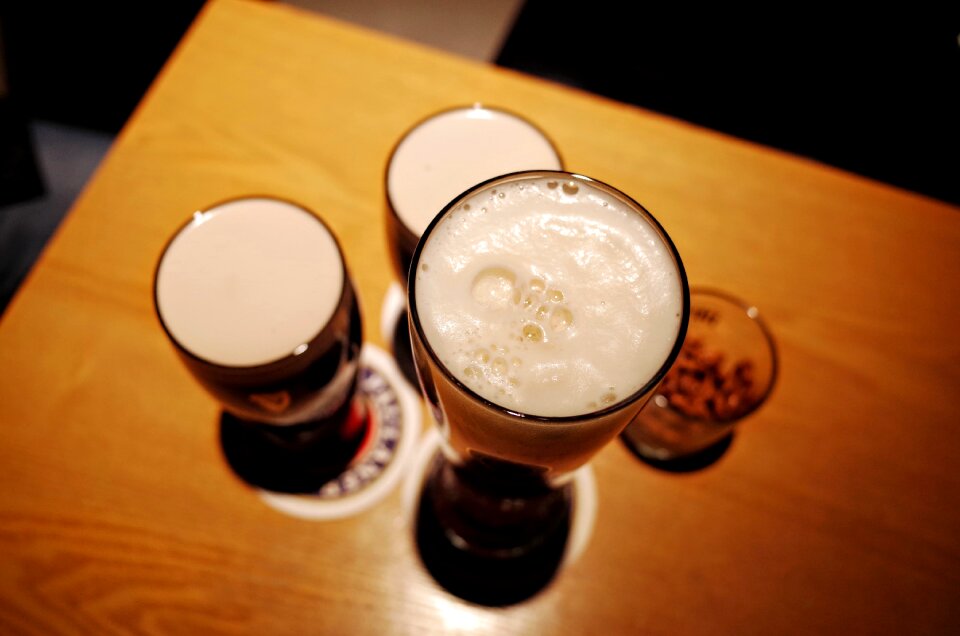 Table foam glasses