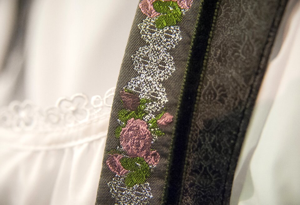 Fashion steirisch pattern