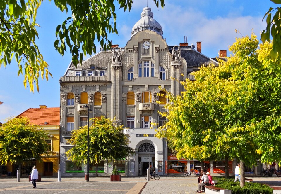 Building old architecture
