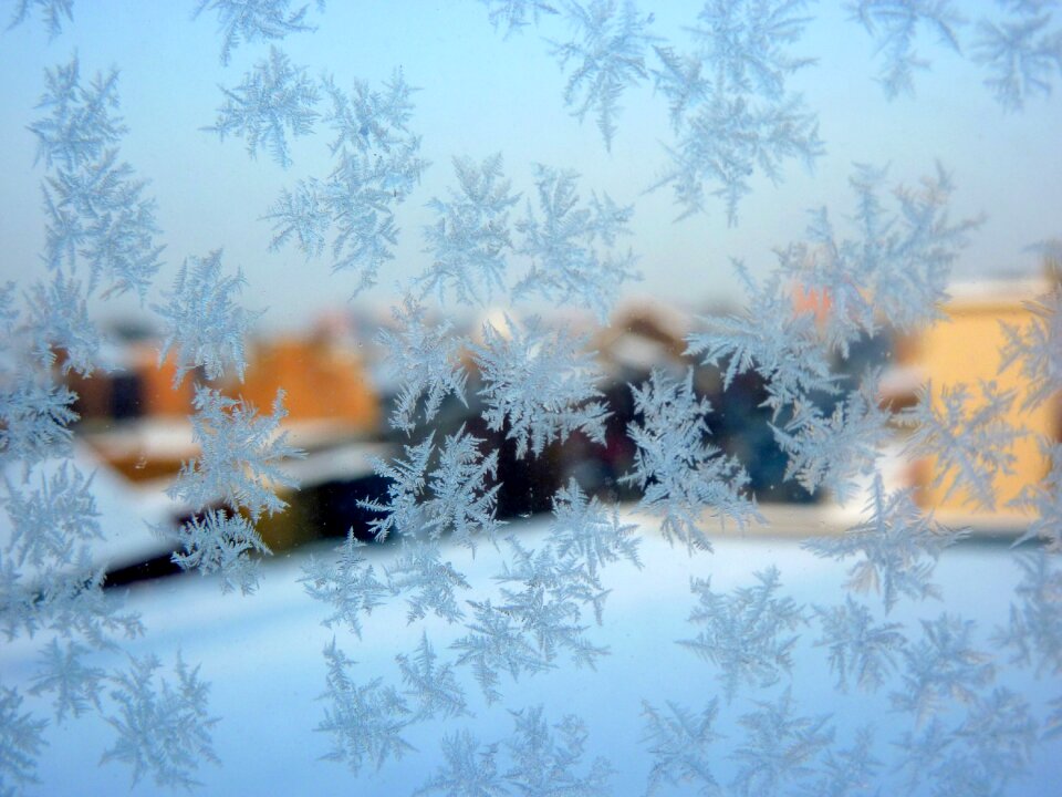 Ice crystals cold gel