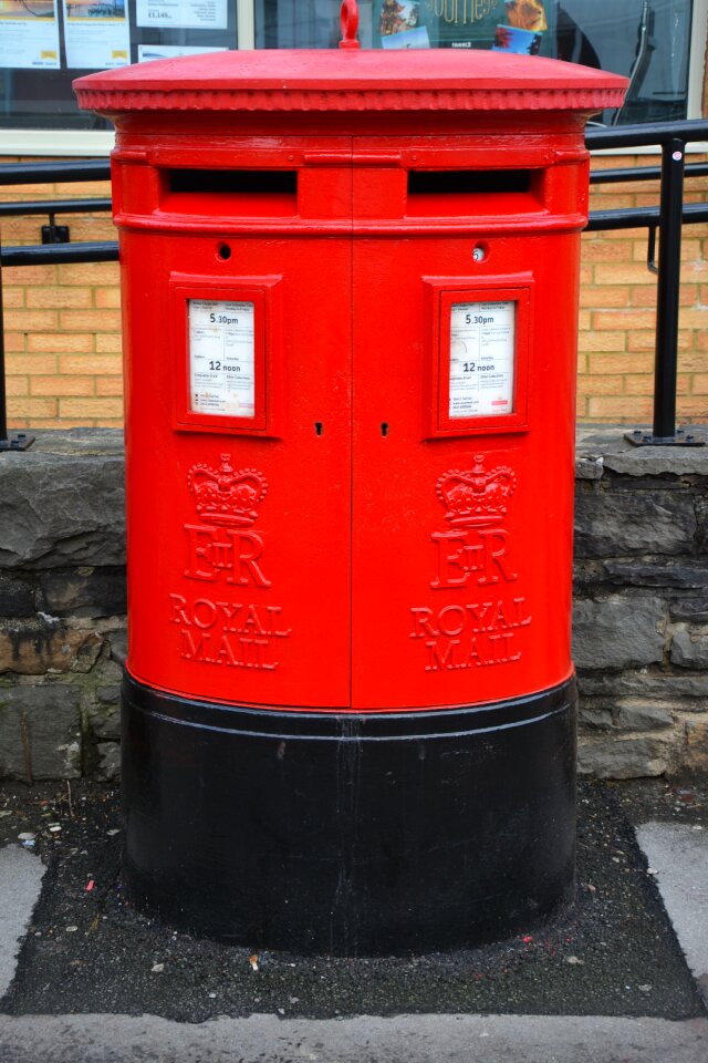 Double british letterbox