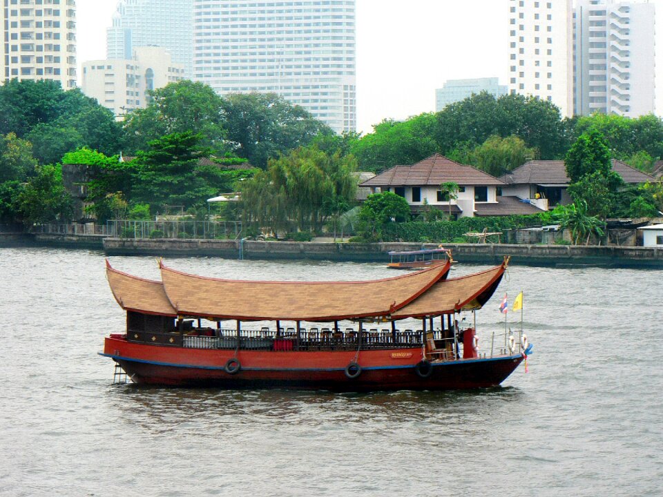 Water boat dampness