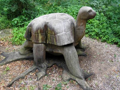 Kanske wooden sculpture