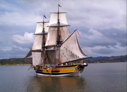 Scenic canvas sail photo
