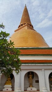 Prapathomjedi lord the lord buddha's relics photo