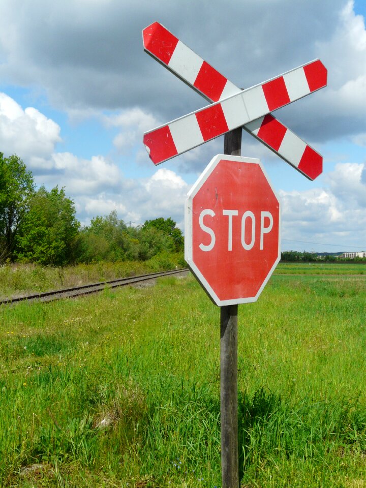 Warning railway crossing symbol