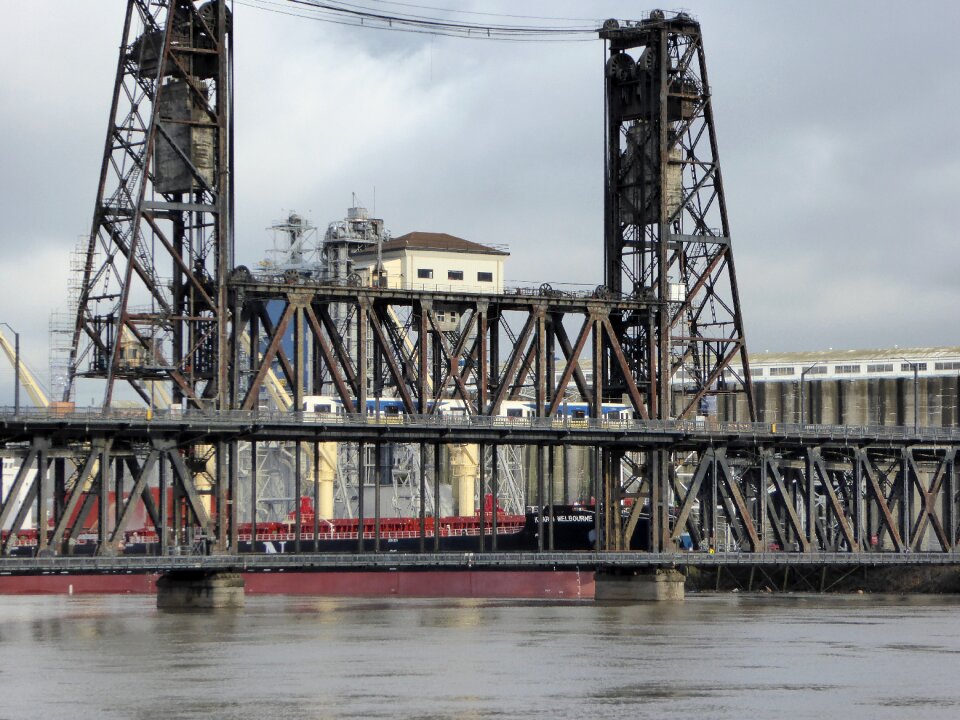 Oregon urban river