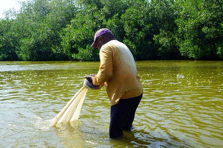 Fishing man work