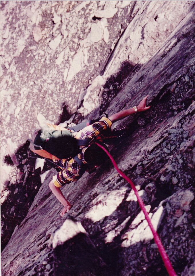 Rock backup climb