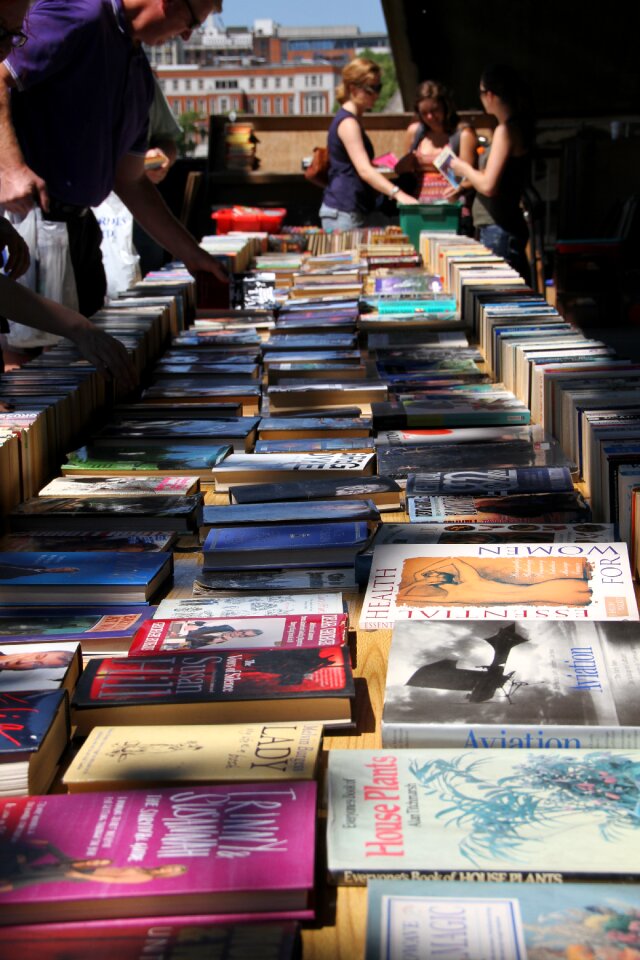 Second hand education library
