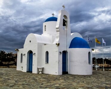 Ayios nikolaos church