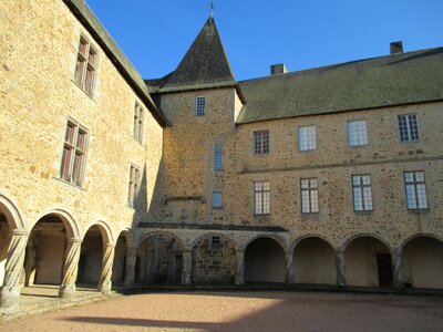 Court castle building