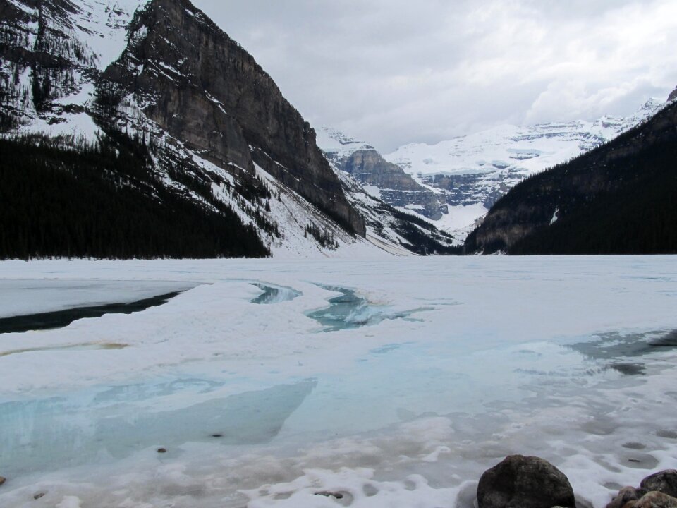 Alberta snow photo