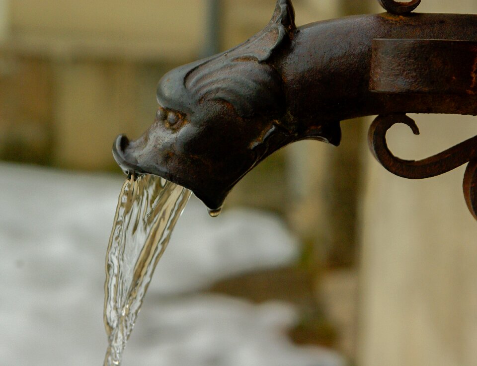 Water water jet gargoyle