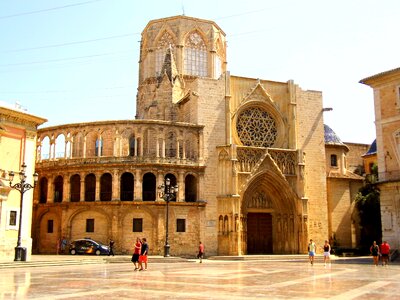 Valencia españa plaza de la virgen photo