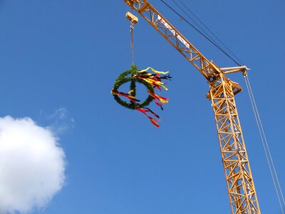 Topping out ceremony build wreath