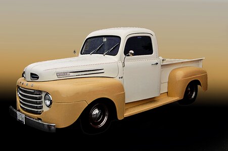 Old timer brown truck