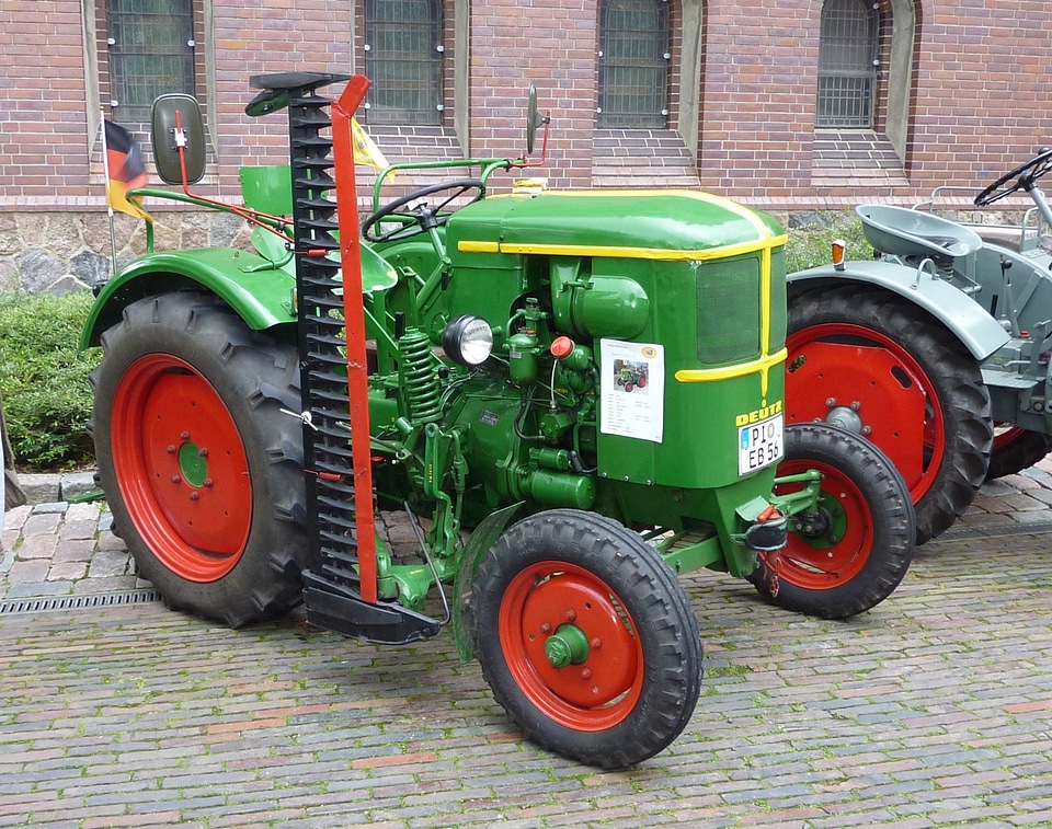 Vehicle commercial vehicle oldtimer
