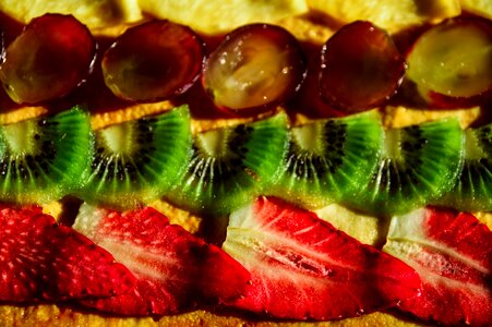 Kiwi strawberry decoration