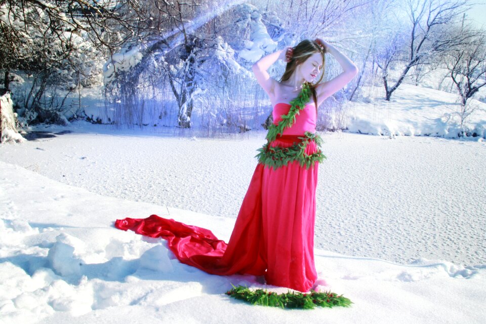 Red winter princess