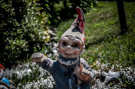 Dwarf garden gnome garden figurines