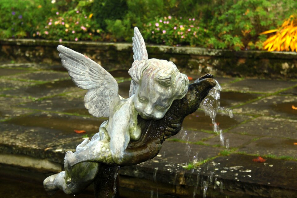 Water beautiful sculpture