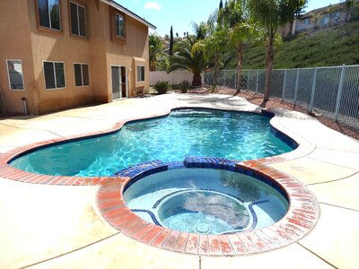 Jacuzzi swim
