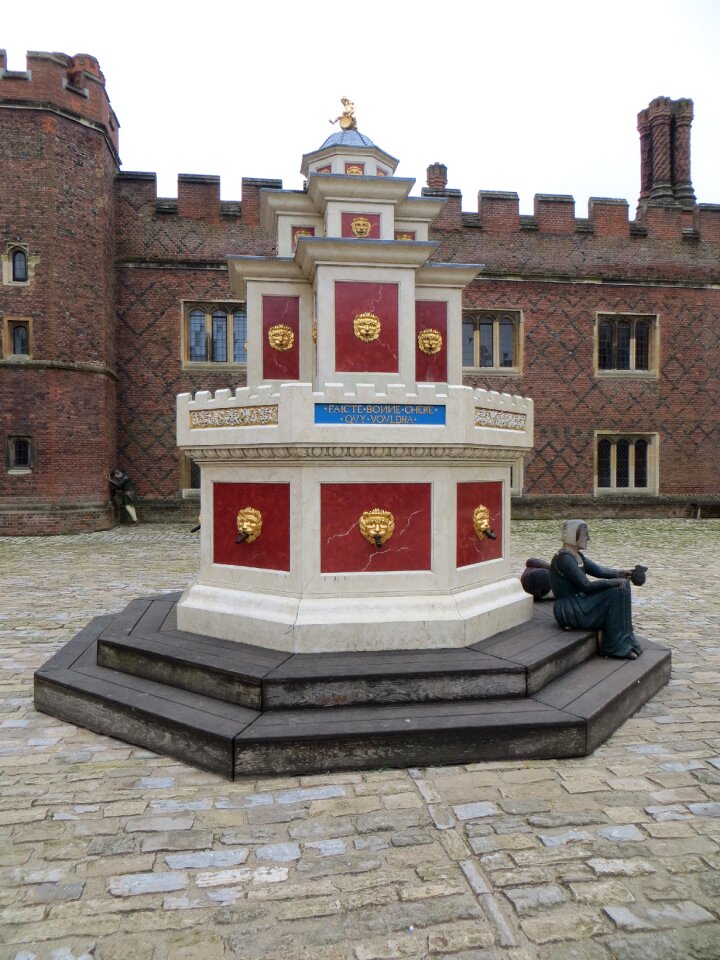 Palace hampton court palace