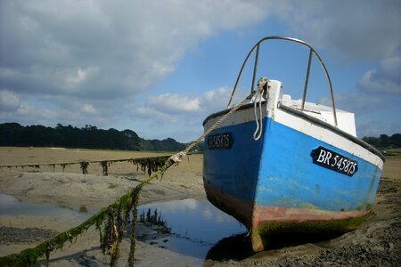 Boat sea tide