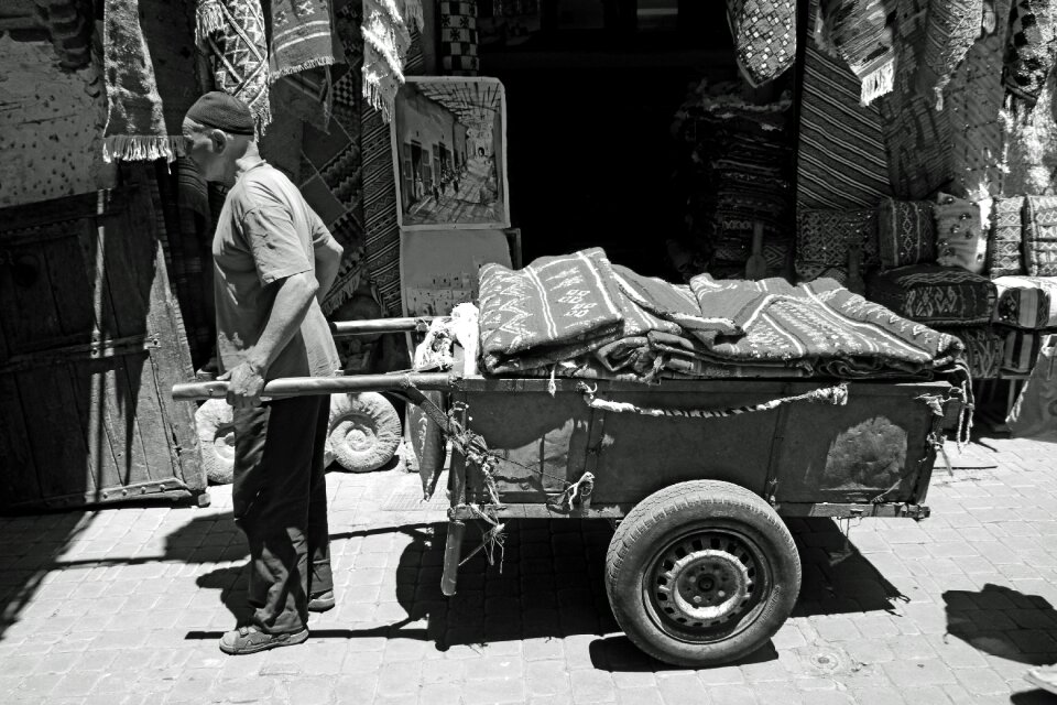 Black and white marrakesh