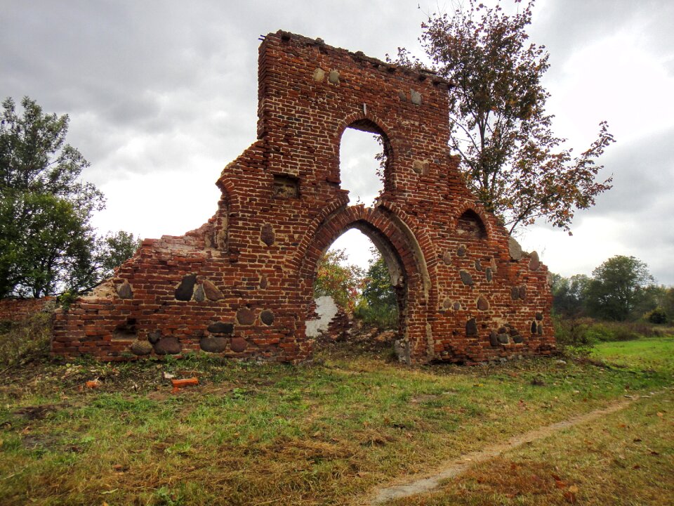 Monument architecture history