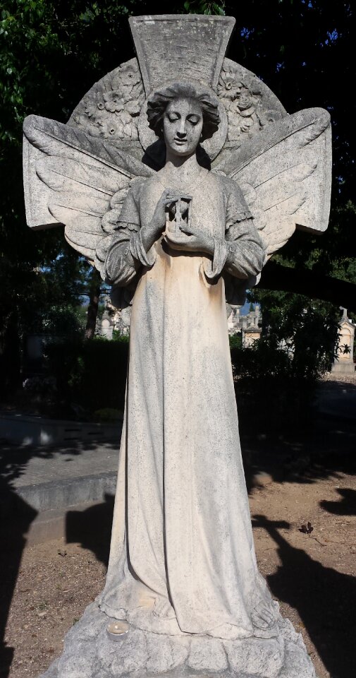 Cross sand stalker tombstone