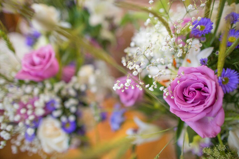 Wedding flowers romantic bridal
