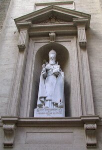 St peter's basilica statue rome photo