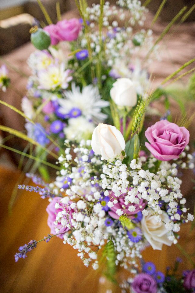 Wedding flowers romantic bridal