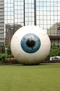 Tourism monuments giant