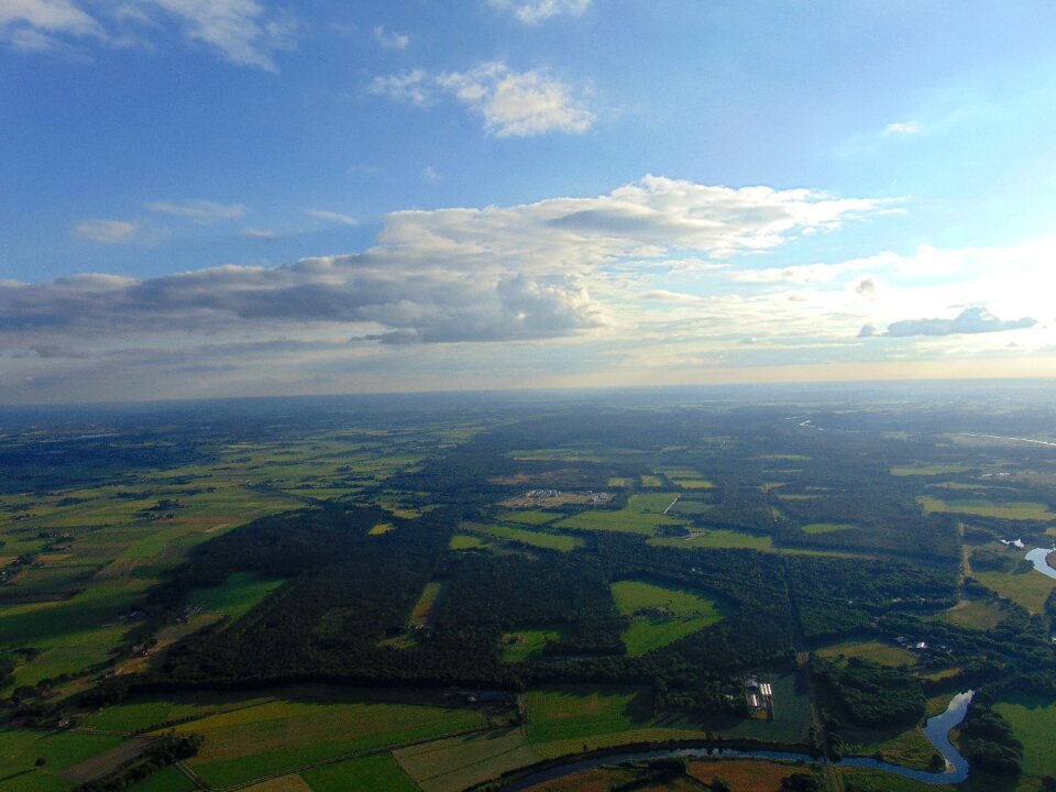 Balloon flight clouds air