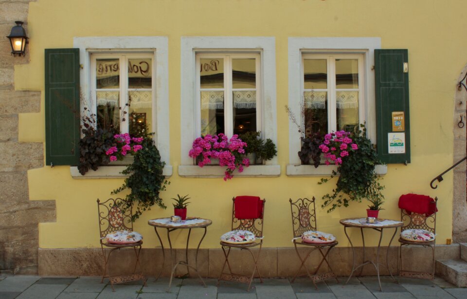 Triple facade coziness