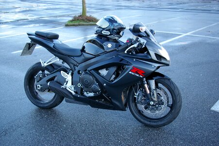Side view gsx-r two wheeled vehicle