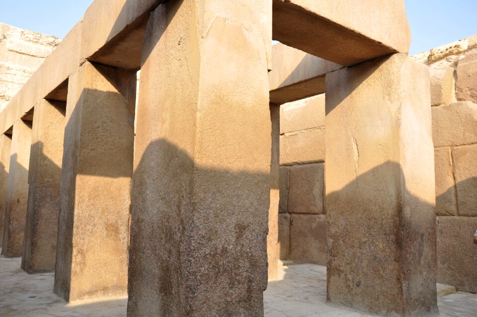 Temple pierre history