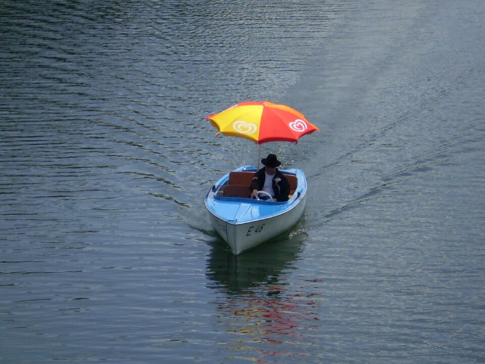 Pedal boat parasol river