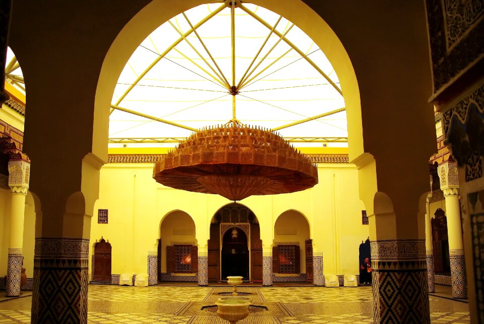 Light yellow chandelier