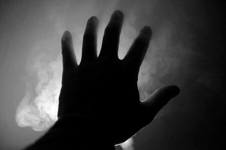 Hand smoke light