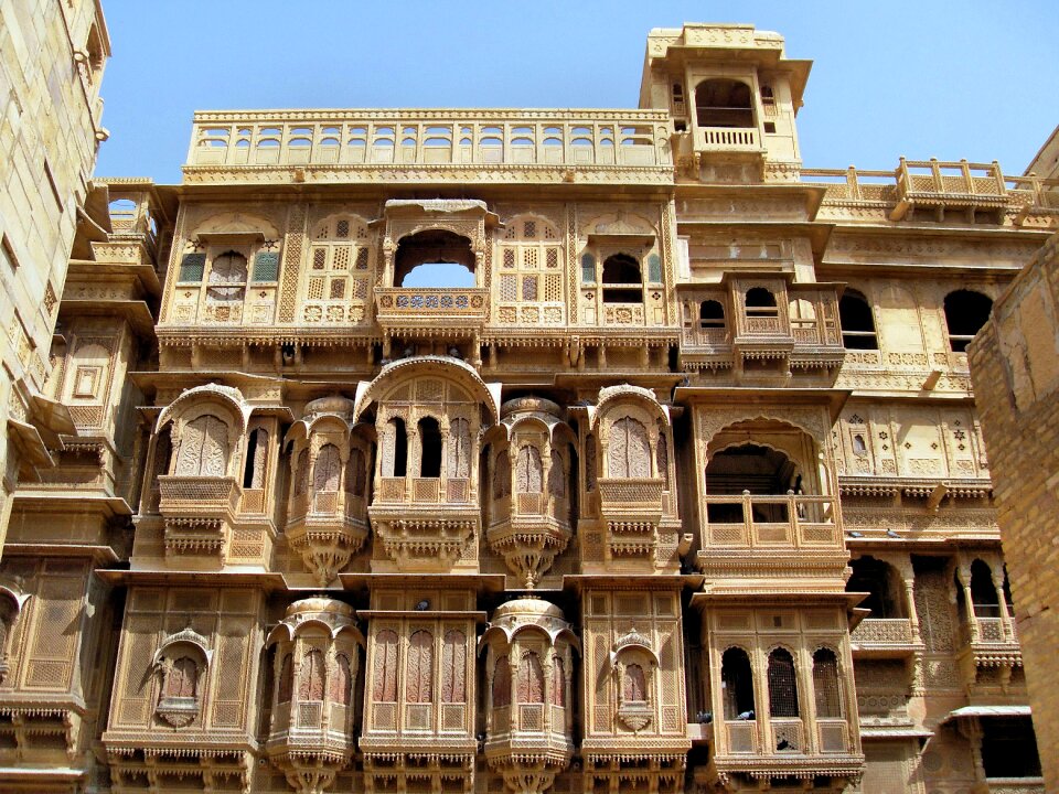 Windows facade decoration