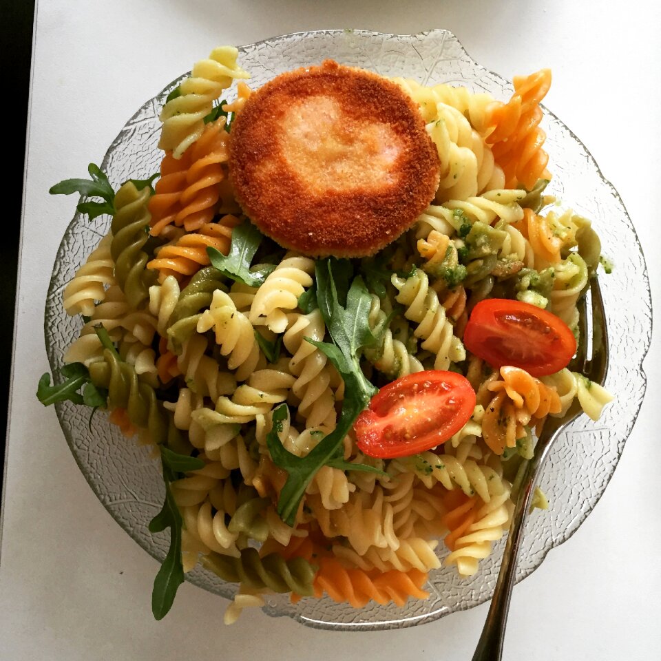 Pasta salad tomatoes sniper