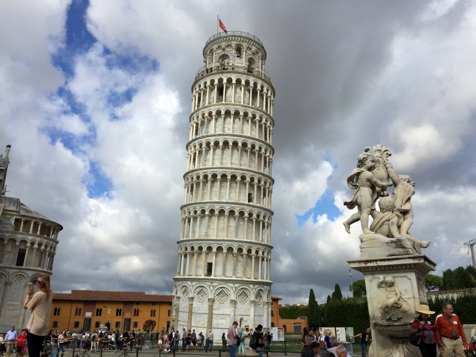 Pisa italy architecture