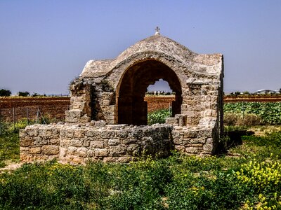 Ruins orthodox
