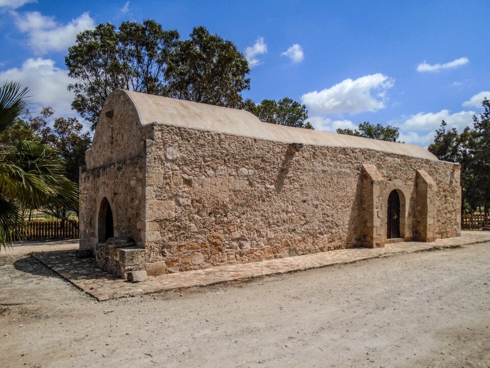 Panagia asprovouniotissa church